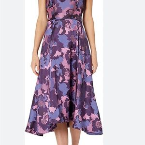 Tahari pink plum floral dress sz 8 New without tags